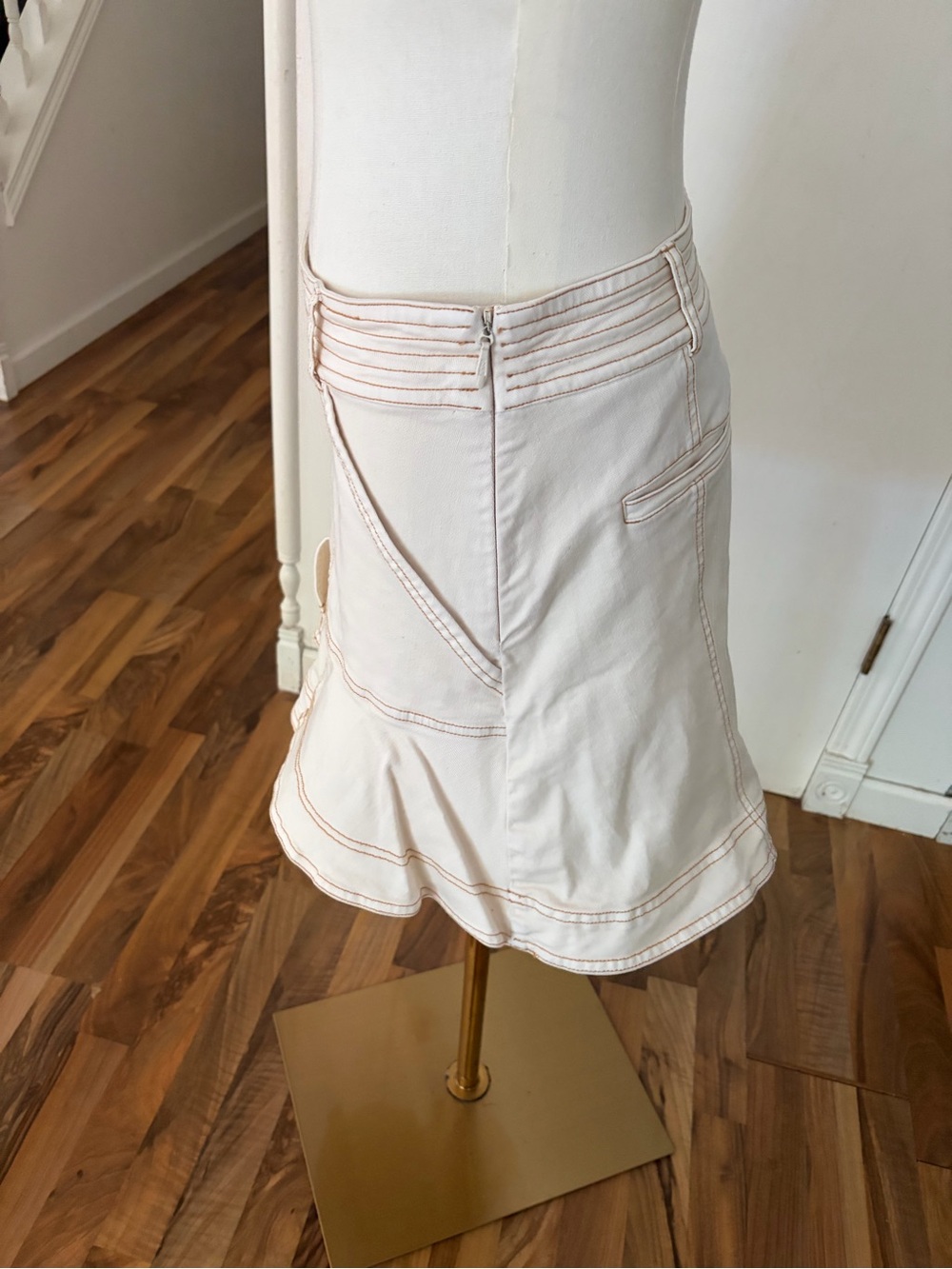 Pilcro Cream A-Line Utility Alt Skirt with Contrast Stitching, Ruffle Tier, 4 - Picture 2 of 8